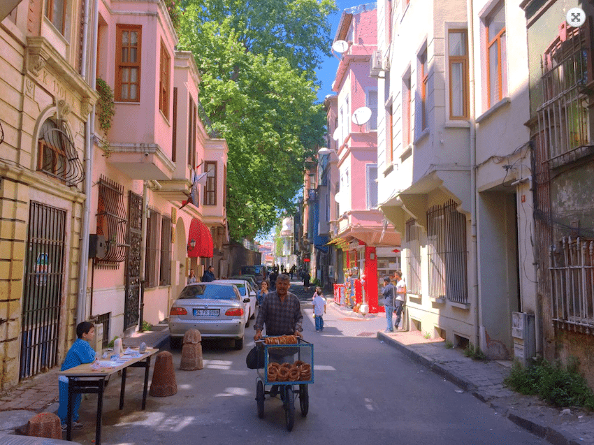 The contrast of Istanbul, visit the city off the beaten path