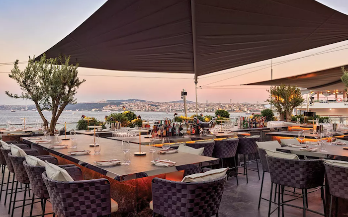 the pretty Frankie terrace bar in Istanbul